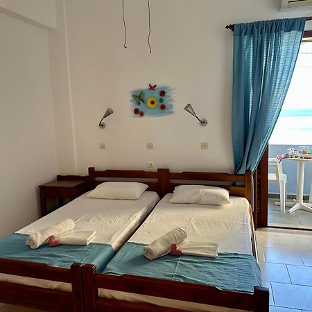 Bonatsa Rooms Palaiochora Exterior foto